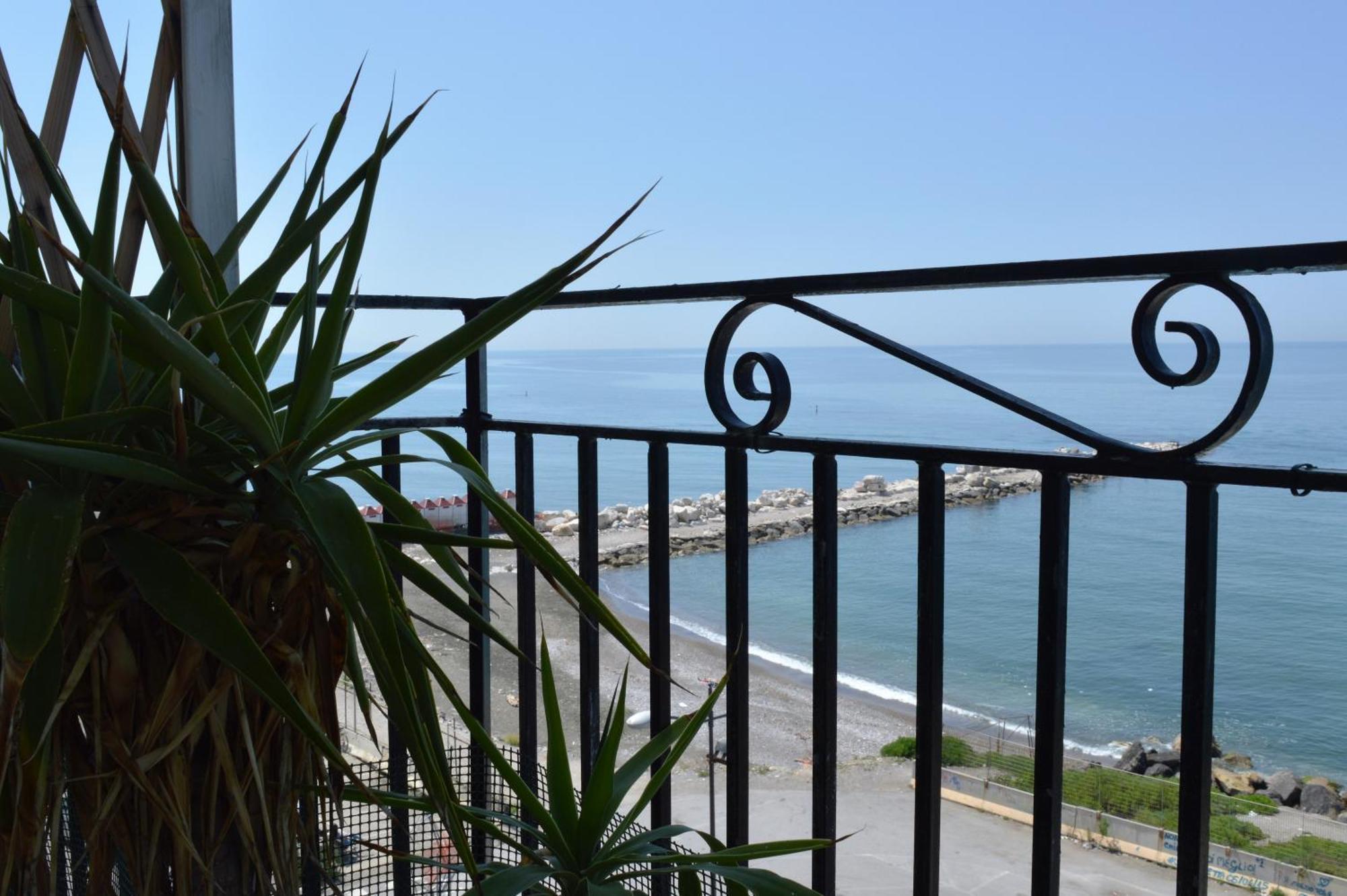 סלרנו B&B Fronte Del Mare מראה חיצוני תמונה